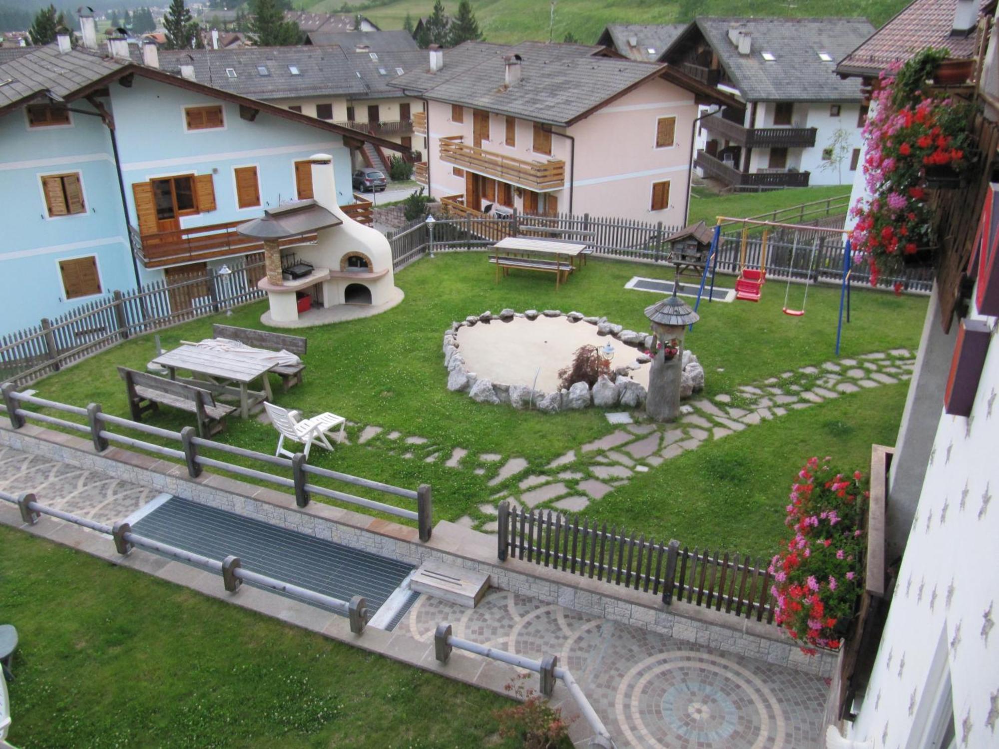 Garni Villa Cecilia Мацин Екстериор снимка